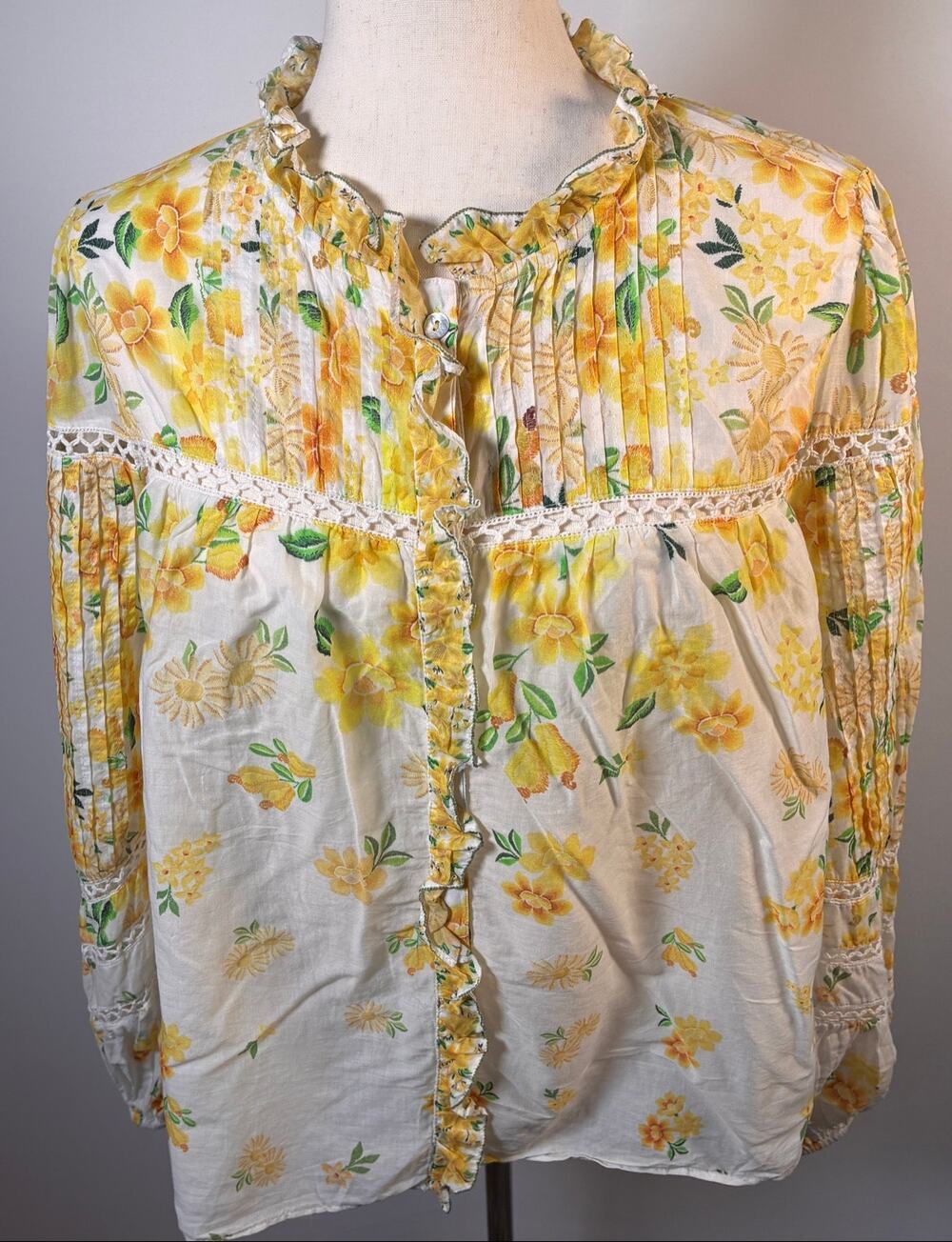 FARM Rio Yellow Floral Peasant Blouse Lace Trim M